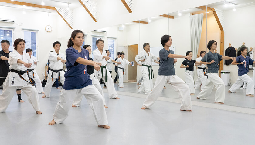 ��ͤν鿴�ԤǤ�Ϥ���롡�ȶ˸ʶ�����θ�